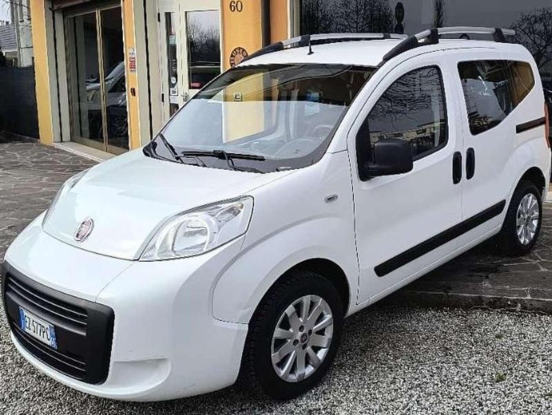 Usata Fiat Qubo Active 77 CV (56 kW) 2015 Bianco Monovolume