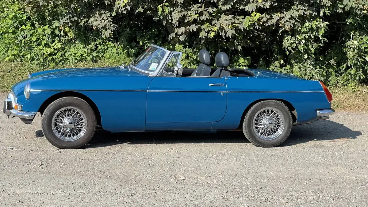 Usata MG B 96 CV (70 kW) 1970 Blu Cabrio