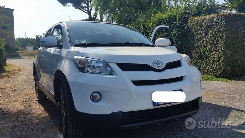 Bianco Usata 2013 Toyota Urban Cruiser Berlina | 7000 € (Super prezzo) - Immagine 1/3