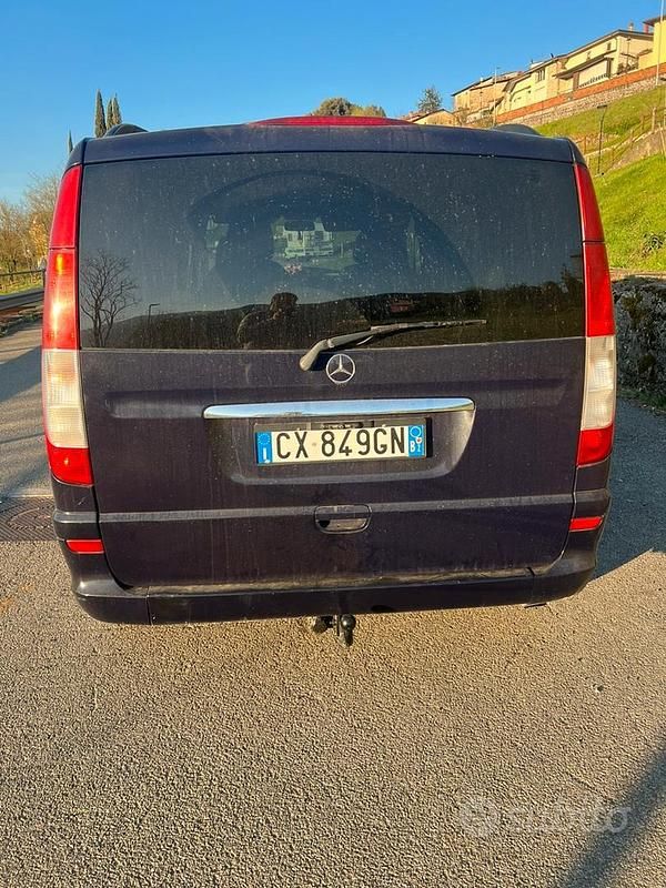 Usata Mercedes Viano 150 CV (110 kW) 2005 Blu Monovolume