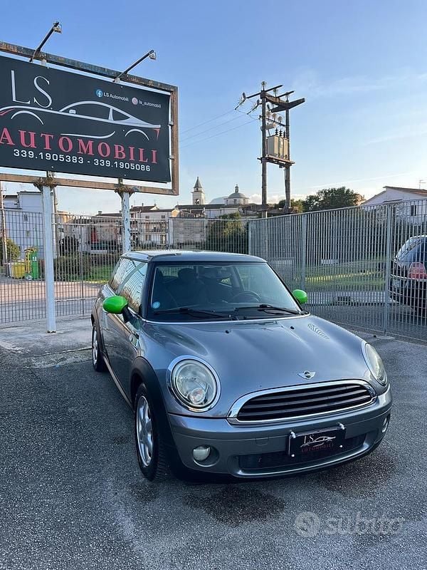 Usata Mini ONE 75 CV (55 kW) 2009 Grigio Utilitaria