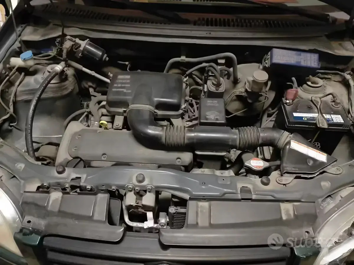 Usata Suzuki Ignis 83 CV (61 kW) 2001 Utilitaria