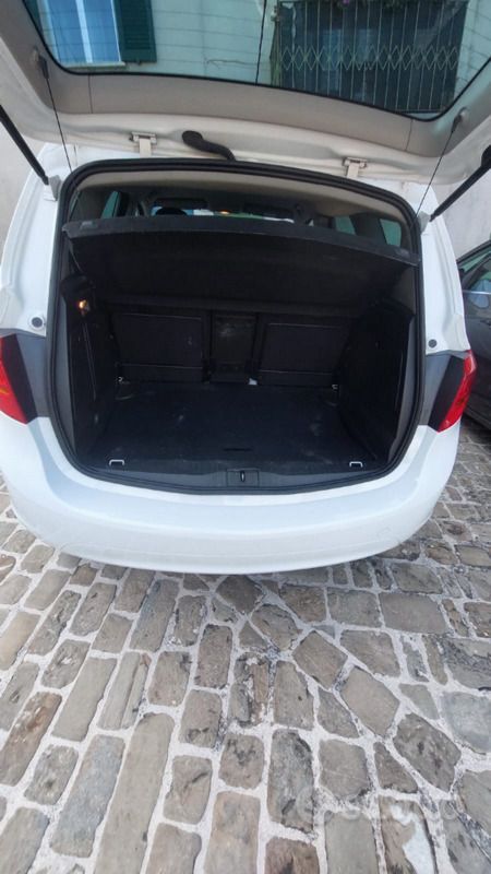 Usata Opel Meriva 2012 Bianco Monovolume