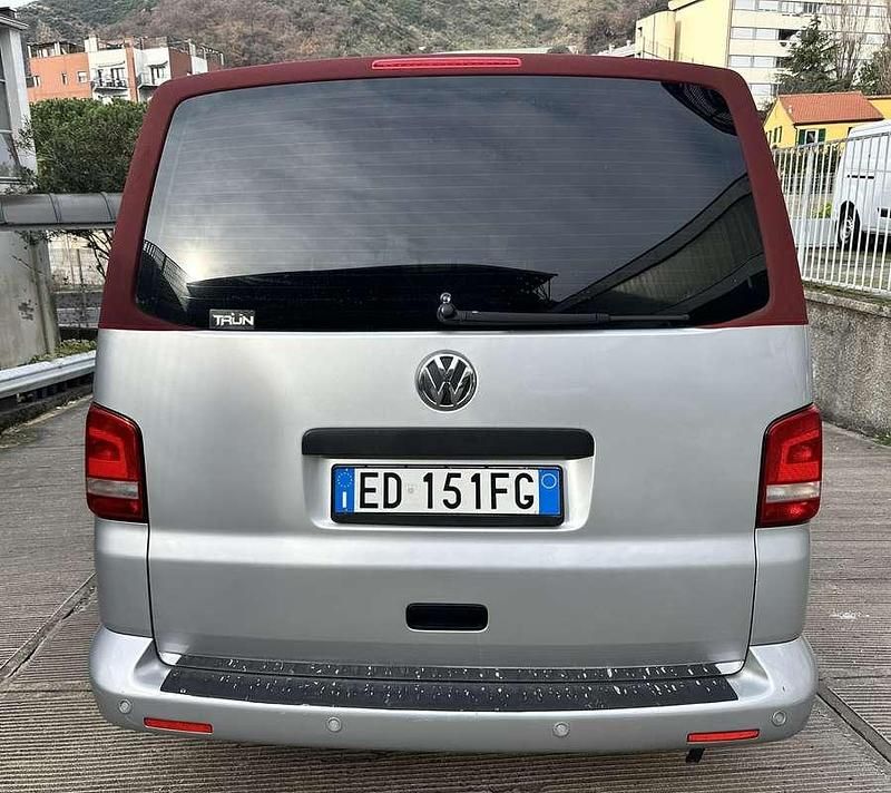 Usata VW T5 102 CV (75 kW) 2010 Argento Furgone