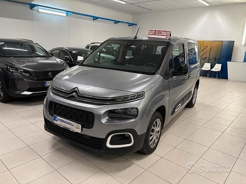 Usata Citroën Berlingo Feel 102 CV (75 kW) 2022 Grigio Monovolume