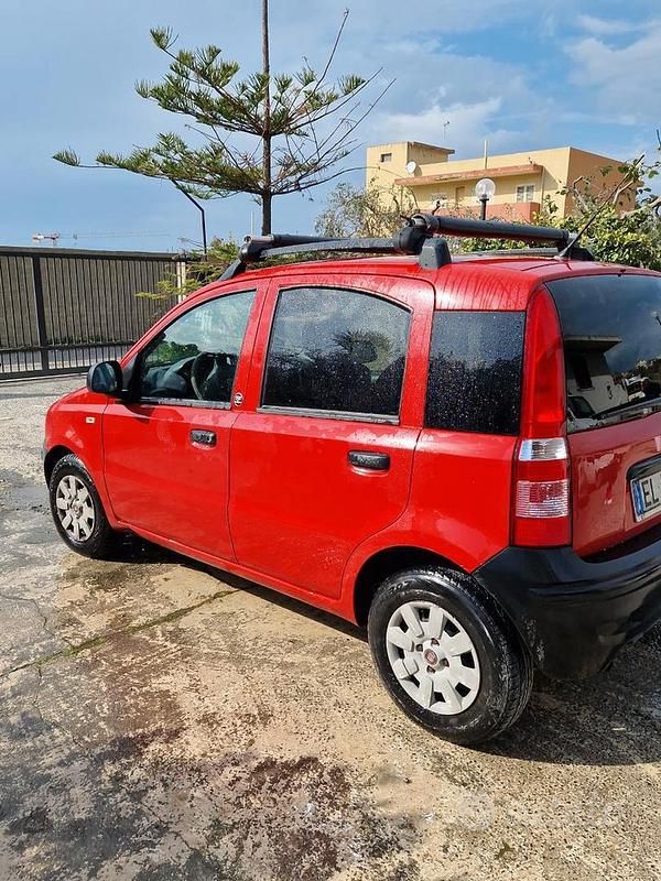 Usata Fiat Panda 95 CV (69 kW) 2012 Rosso Utilitaria
