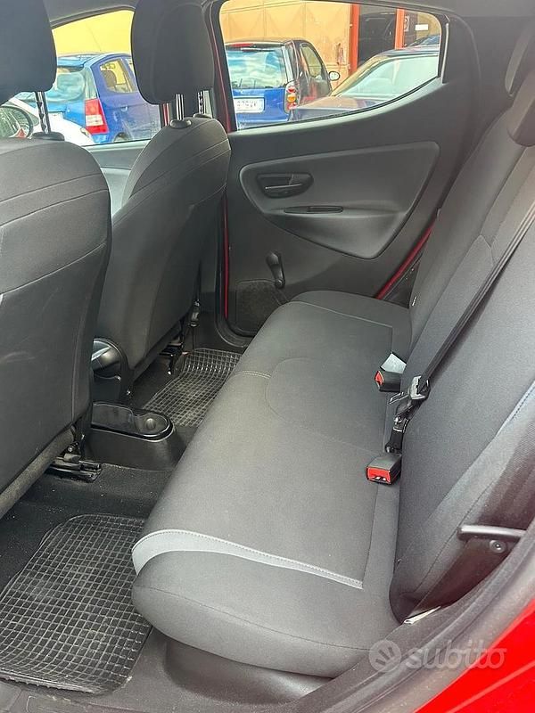 Usata Lancia Ypsilon 2016 Rosso Utilitaria