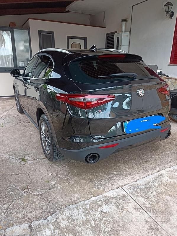 Usata Alfa Romeo Stelvio 180 CV (132 kW) 2018 Nero SUV