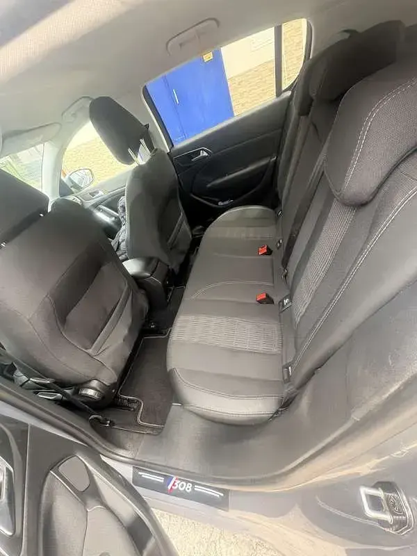 Usata Peugeot 308 GT-line 131 CV (96 kW) 2018 Berlina