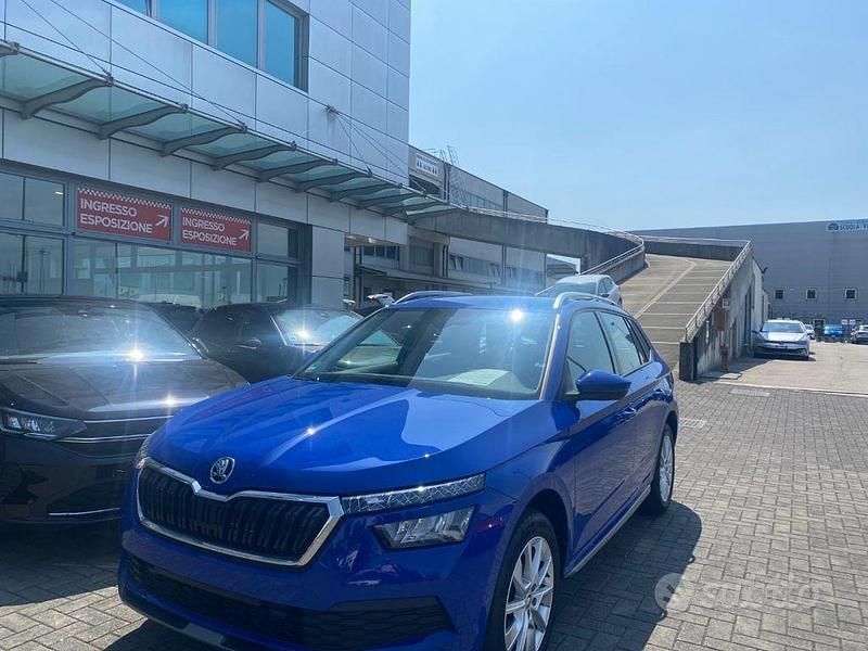 Usata Skoda Kamiq Style 90 CV (66 kW) 2021 Blu mediterraneo SUV
