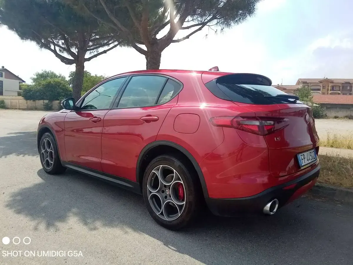 Usata Alfa Romeo Stelvio 209 CV (153 kW) 2018 Blu/azzurro SUV