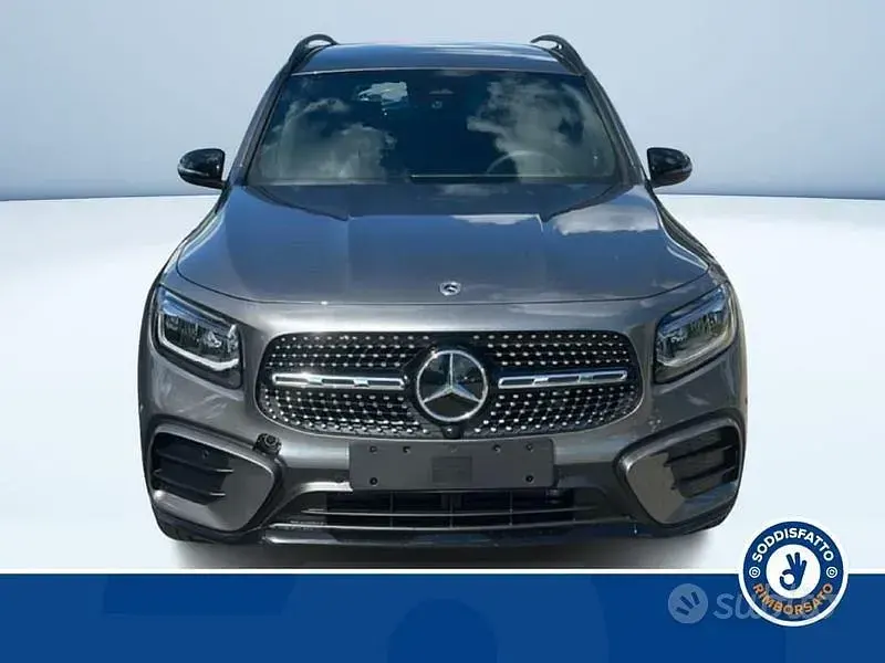 Nuova Mercedes GLB200 AMG 150 CV (110 kW) 2026 Grigio SUV