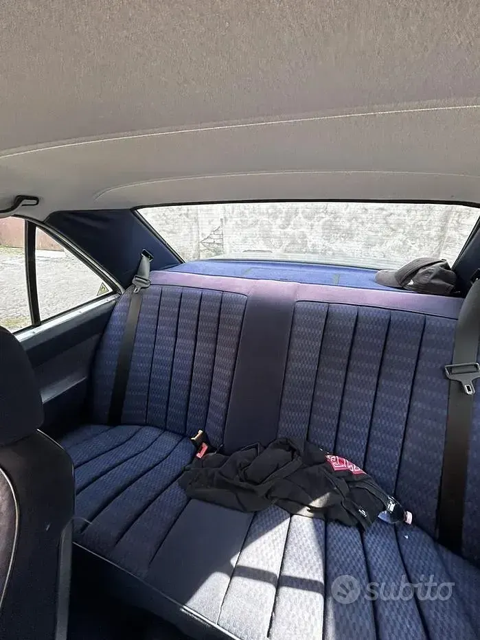 Usata Mercedes 190 105 CV (77 kW) 1990 Berlina