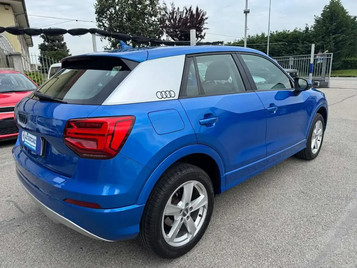 Usata Audi Q2 Sport 116 CV (85 kW) 2017 Blu/azzurro SUV