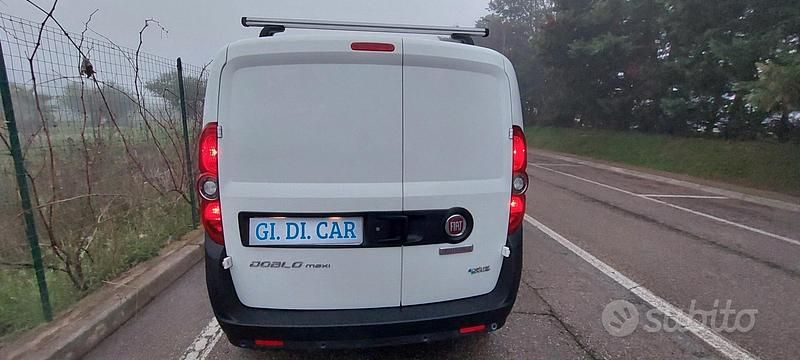Usata Fiat Doblò 120 CV (88 kW) 2021 Bianco Monovolume