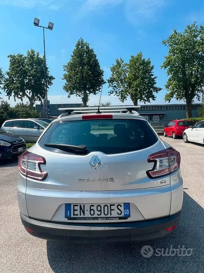 Usata Renault Mégane GrandTour Business 110 CV (80 kW) 2012 Grigio Station wagon