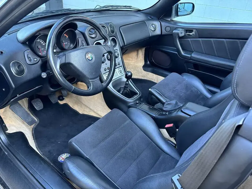 Usata Alfa Romeo Spider 239 CV (175 kW) 2004 Cabrio