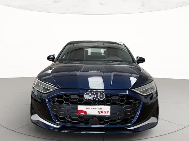 Nuova Audi A3 Advanced Plus 204 CV (150 kW) 2025 Blu navarra metallizzato Berlina