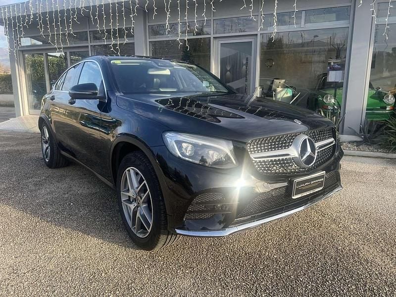 Usata Mercedes GLC250 204 CV (150 kW) 2018 Nero Coupé