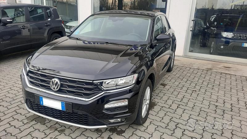 Usata VW T-Roc Business 116 CV (85 kW) 2020 Nero SUV