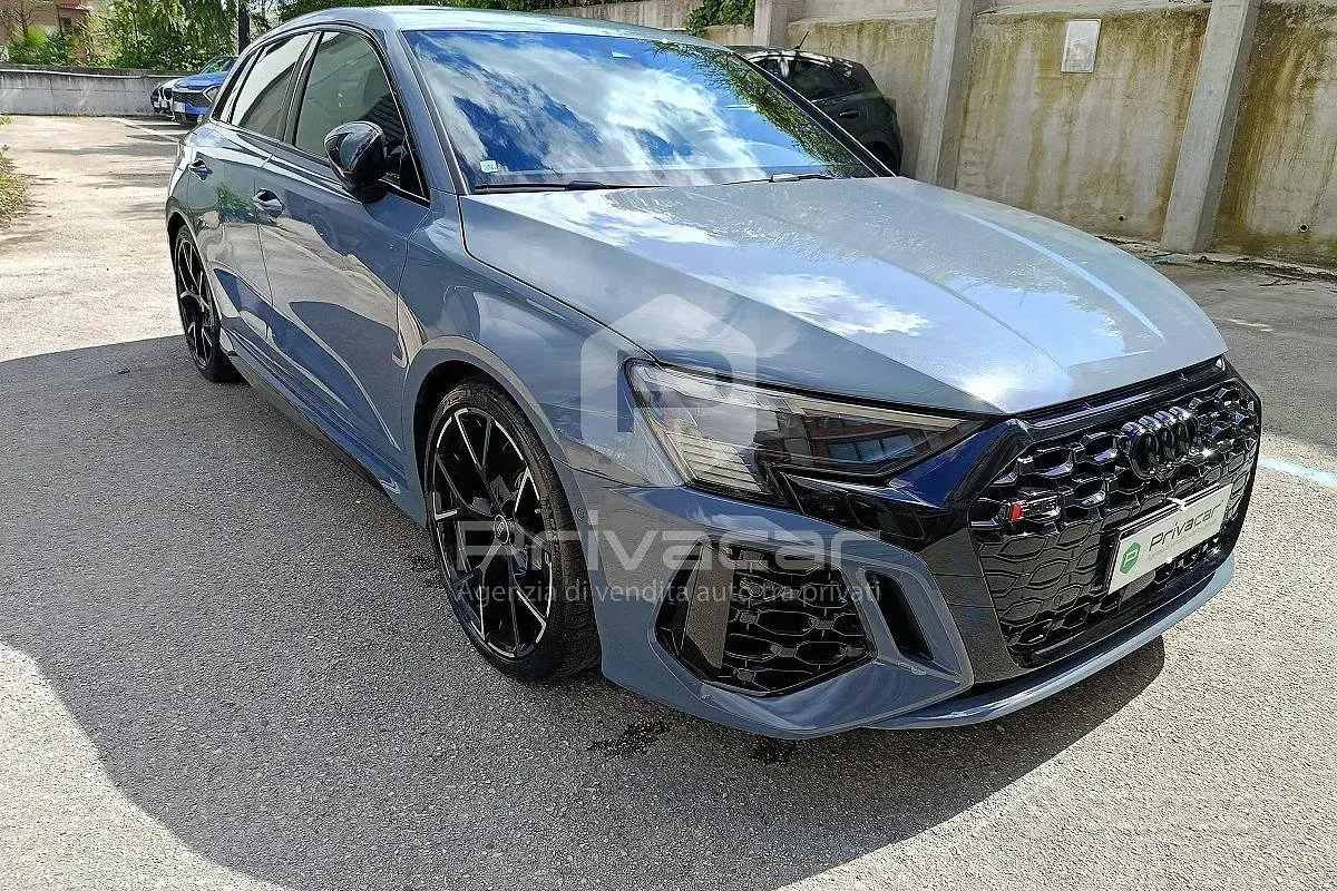 Usata Audi RS3 Premium 400 CV (294 kW) 2022 Grigio Berlina