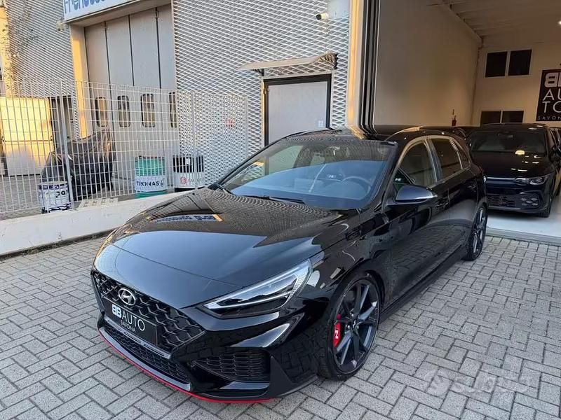 Usata Hyundai i30 N Performance 280 CV (205 kW) 2023 Nero Berlina