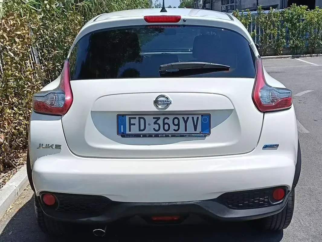 Usata Nissan Juke Acenta 110 CV (80 kW) 2015 Bianco SUV