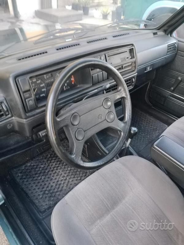 Usata VW Golf II 73 CV (53 kW) 1990 Verde Utilitaria