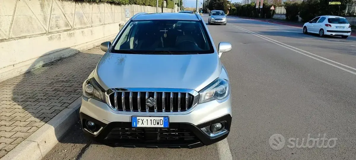Usata Suzuki SX4 S-Cross 111 CV (81 kW) 2019 Grigio SUV