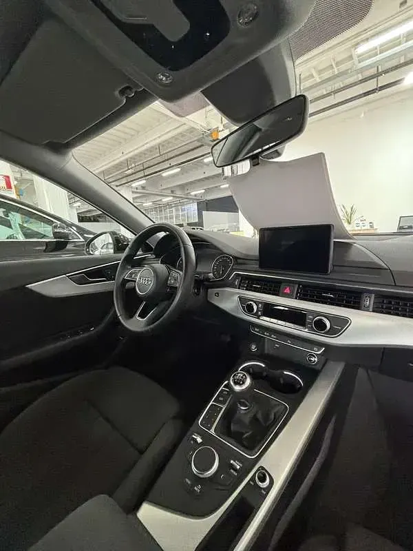Usata Audi A4 Business 190 CV (139 kW) 2018 Berlina