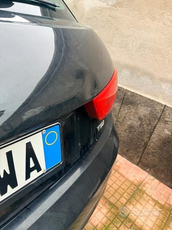 Usata Audi A1 105 CV (77 kW) 2011 Nero Utilitaria