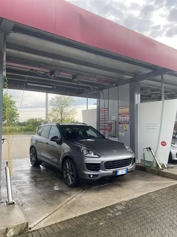 Usata Porsche Cayenne 250 CV (183 kW) 2016 SUV