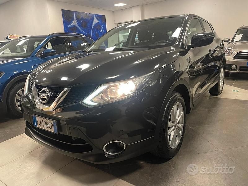 Usata Nissan Qashqai Acenta 110 CV (80 kW) 2017 Nero SUV