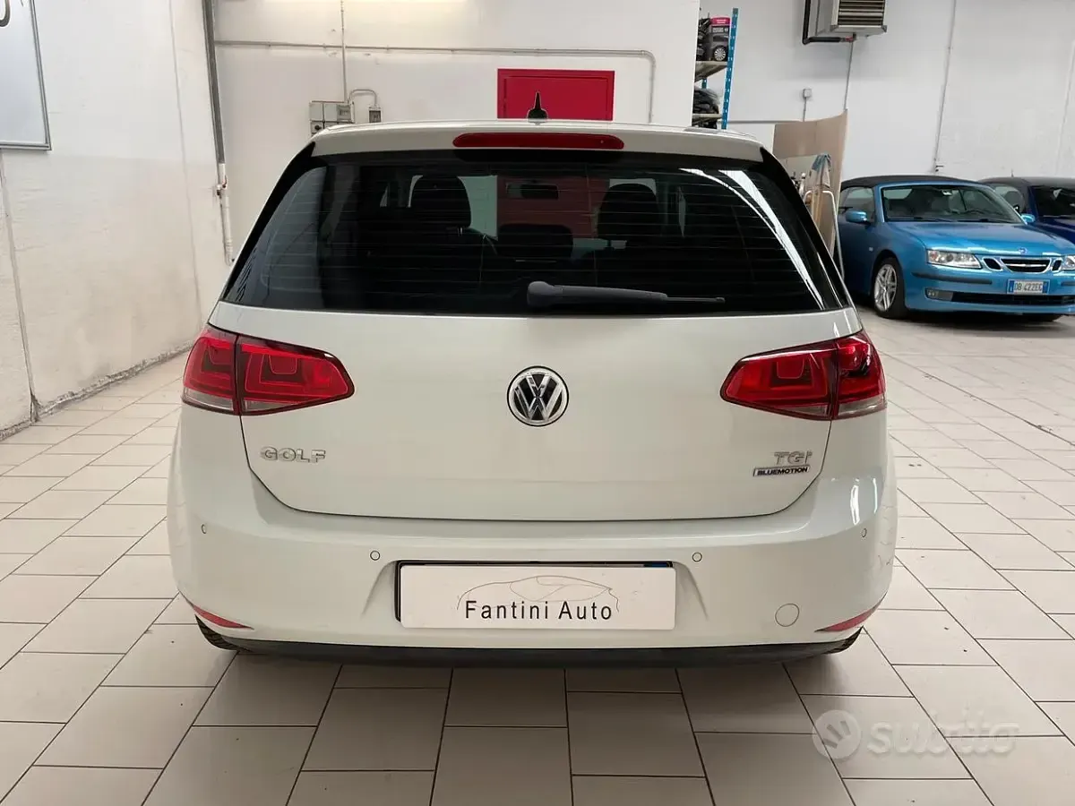 Usata VW Golf VII Highline 110 CV (80 kW) 2016 Bianco Berlina