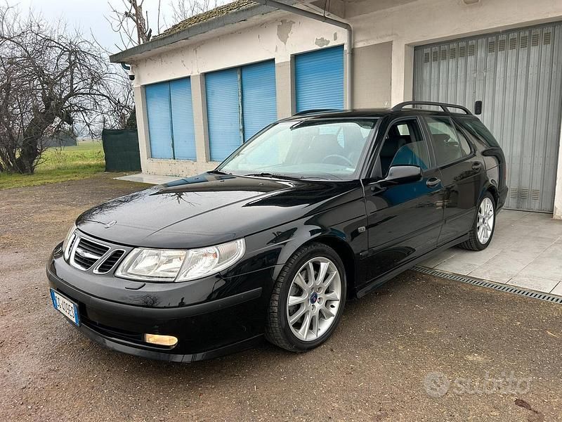 Usata Saab 9-5 Aero 250 CV (183 kW) 2003 Nero Station wagon