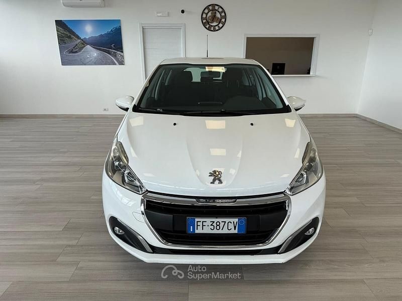 Usata Peugeot 208 Allure 82 CV (60 kW) 2016 Bianco Utilitaria
