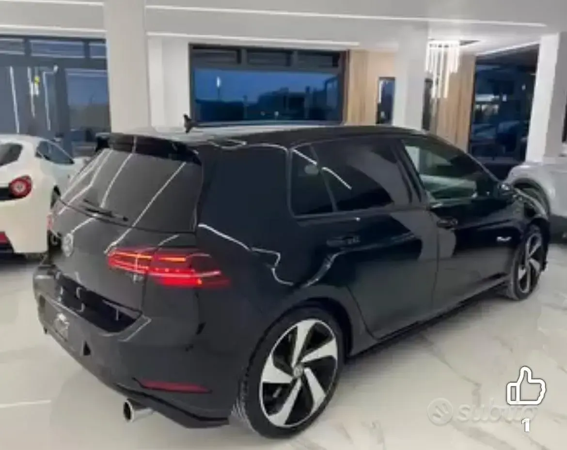 Usata VW Golf VIII GTI 245 CV (180 kW) 2025 Nero Berlina