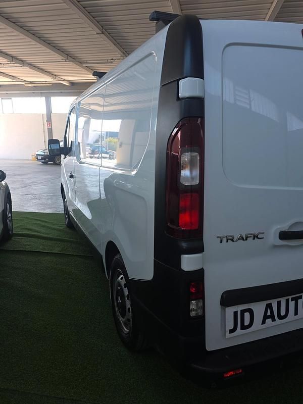 Usata Renault Trafic Zen 121 CV (88 kW) 2018 Bianco Monovolume