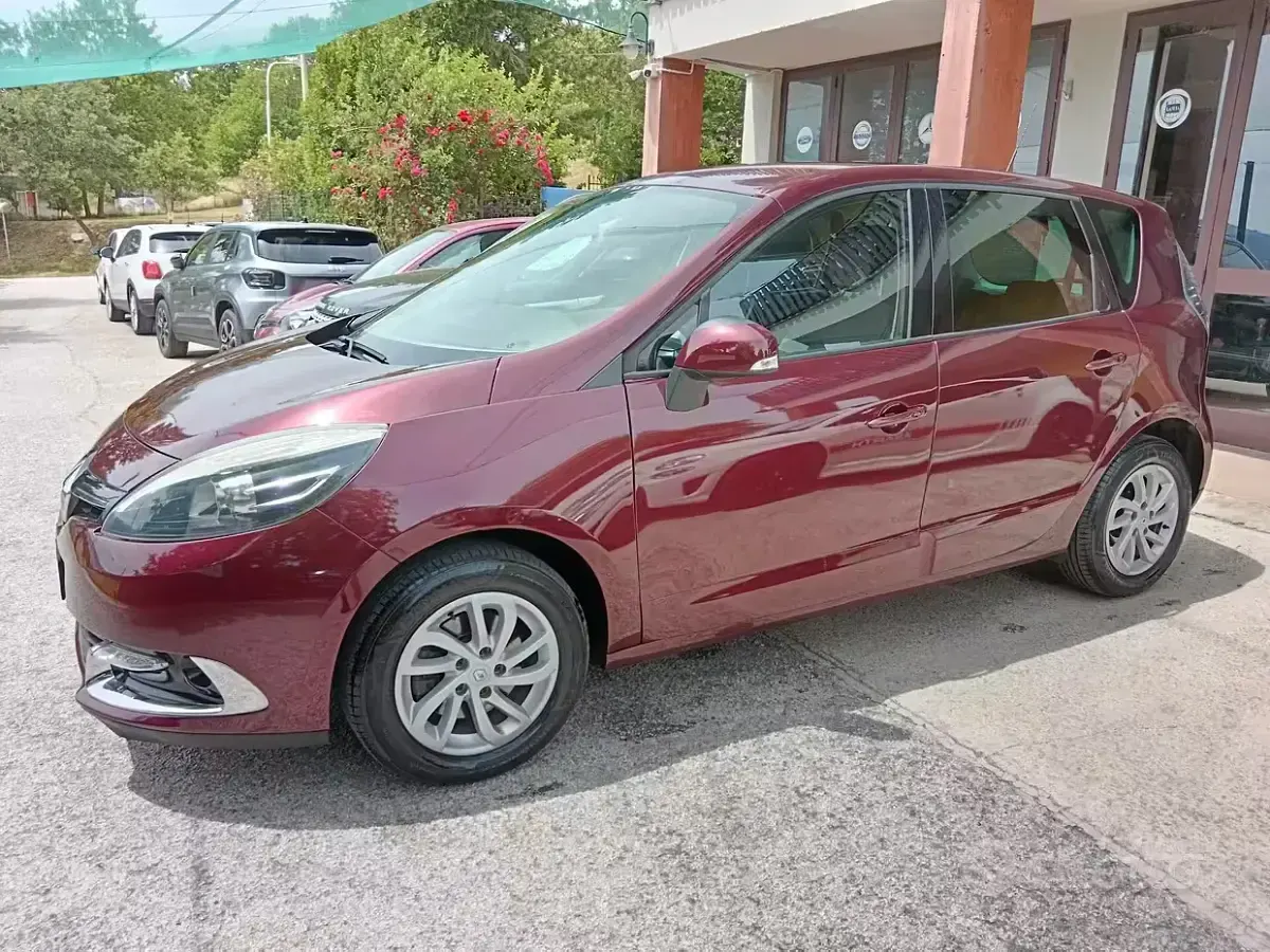 Usata Renault Scénic 110 CV (80 kW) 2014 Monovolume