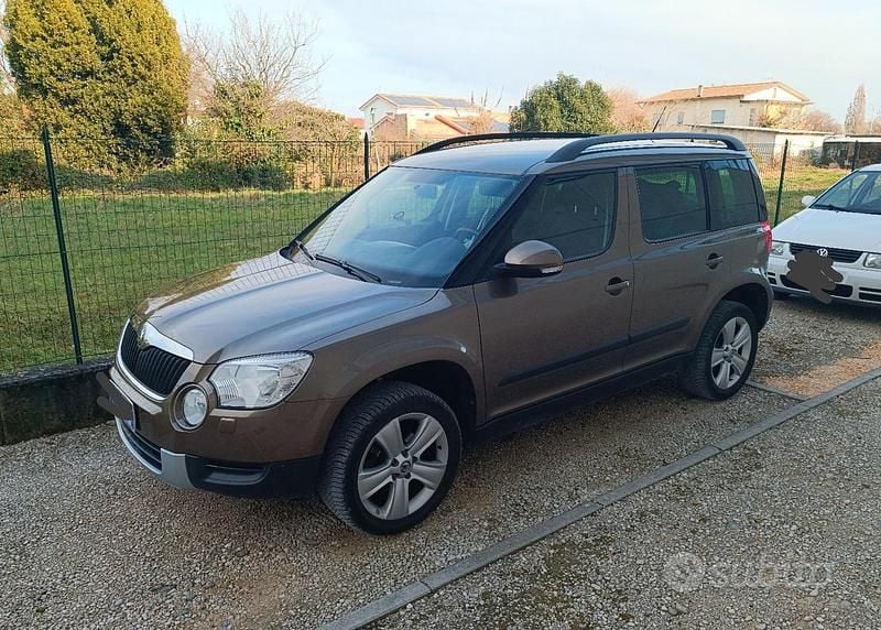 Usata 2010 Skoda Yeti SUV | 6200 € (Ottimo prezzo) - Immagine 1/4