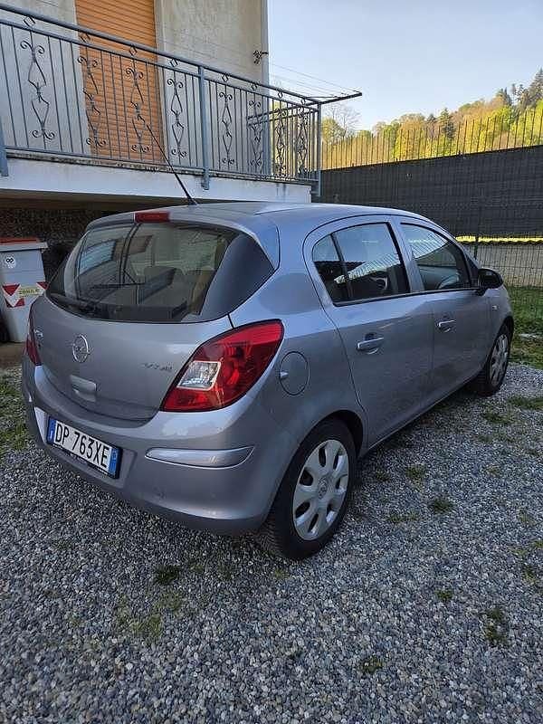 Usata Opel Corsa Enjoy 75 CV (55 kW) 2008 Grigio Utilitaria