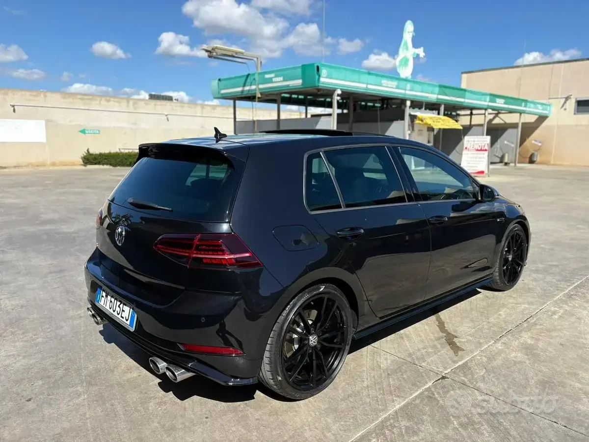 Usata VW Golf VII R 310 CV (228 kW) 2018 Nero Berlina