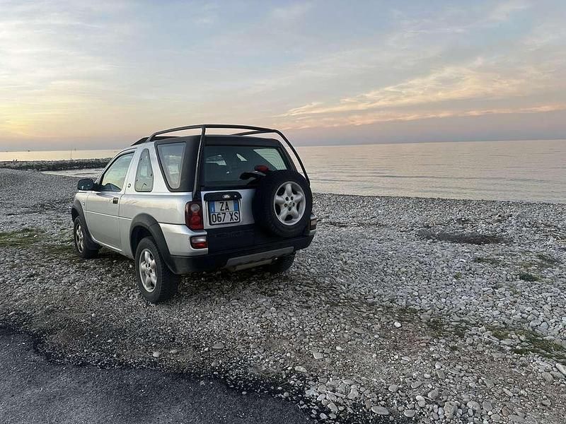 Usata Land Rover Freelander 2 111 CV (81 kW) 2006 Grigio SUV