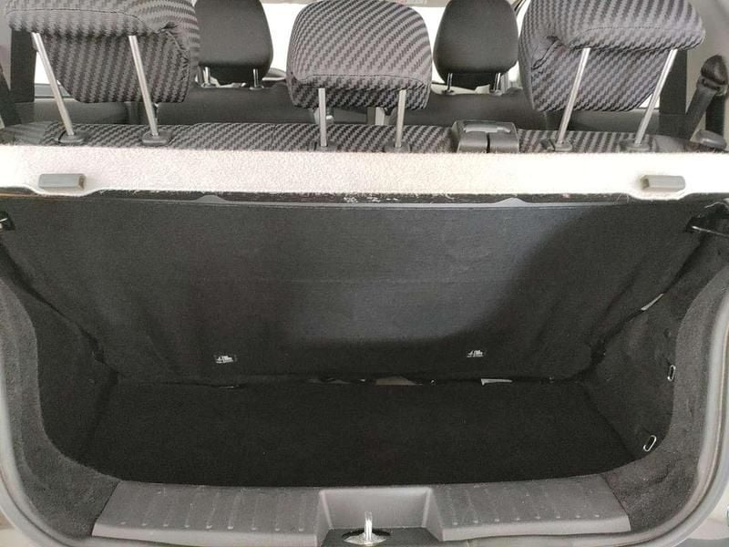 Usata Mahindra KUV100 87 CV (63 kW) 2025 Nero SUV