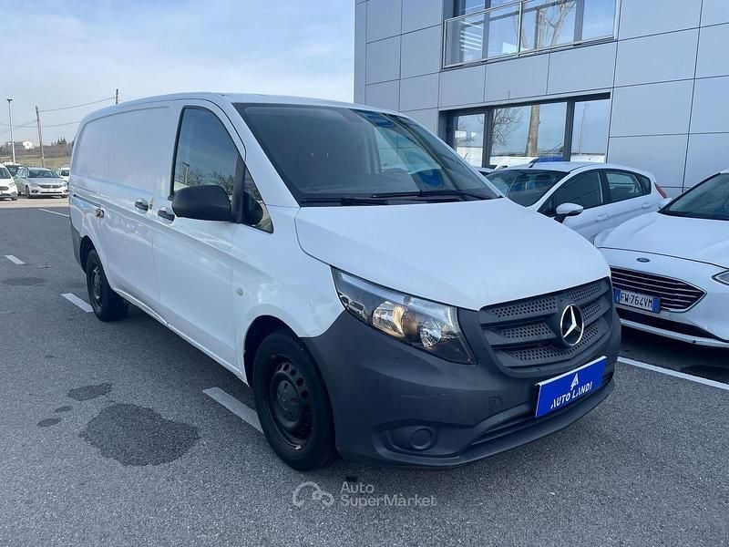 Usata Mercedes Vito 136 CV (100 kW) 2020 Bianco Furgone