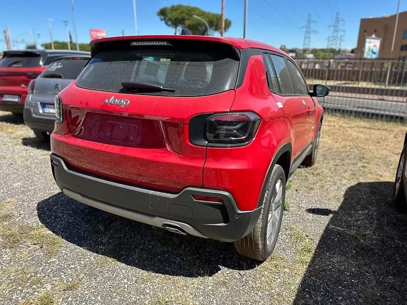Usata Jeep Avenger Altitude 101 CV (74 kW) 2024 Rosso SUV