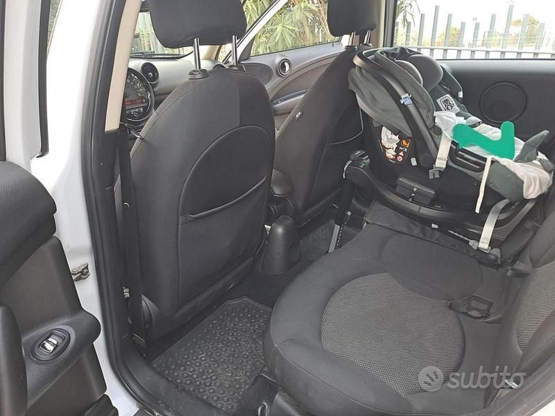 Begagnad Mini One D Countryman 90 HK (66 kW) 2015 Vit SUV