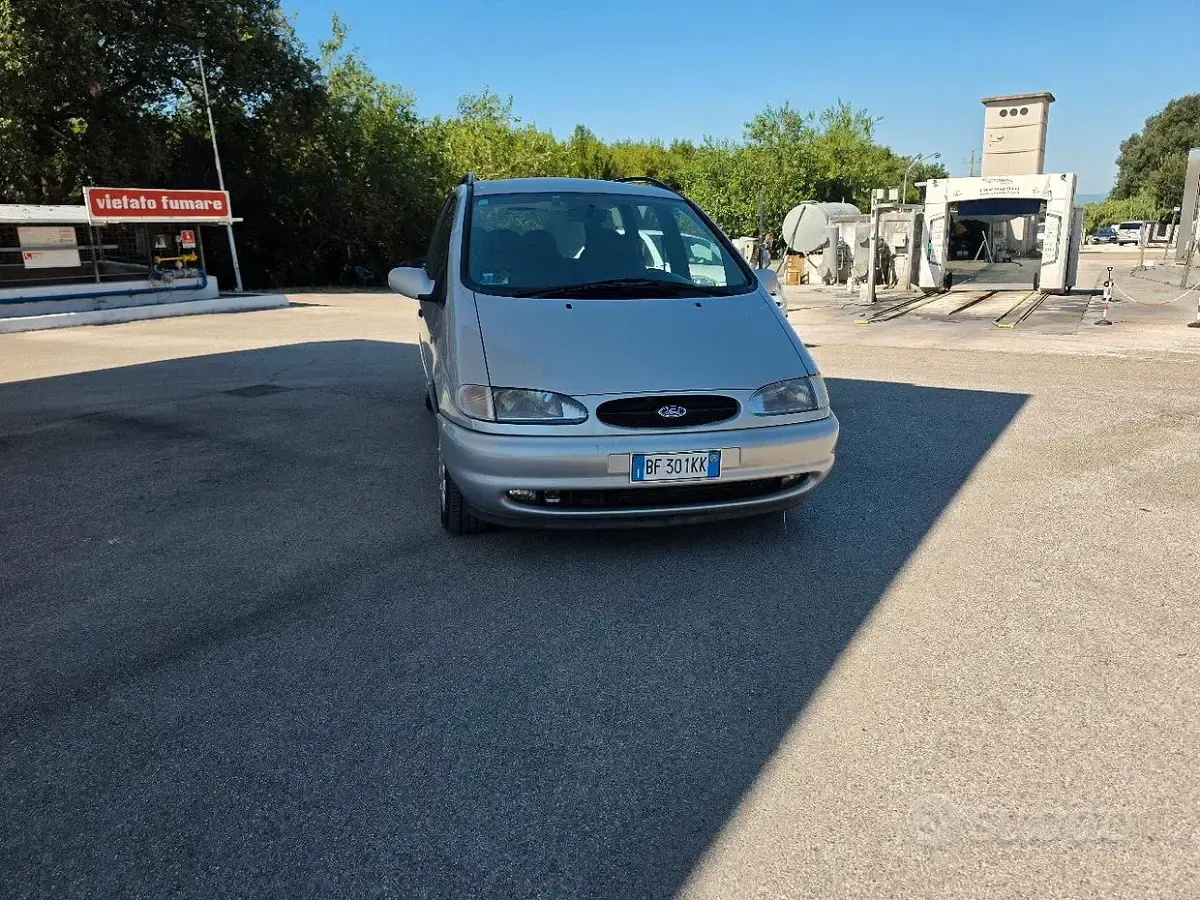 Usata Ford Galaxy 110 CV (80 kW) 1999 Monovolume