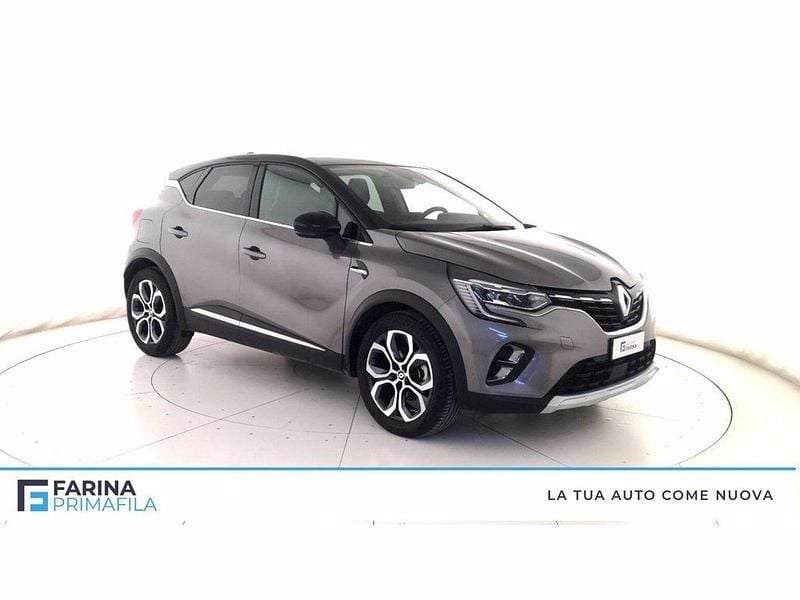 Usata Renault Captur Intens 94 CV (69 kW) 2022 Grigio scuro tetto nero SUV