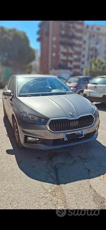 Usata Skoda Fabia Ambition 80 CV (58 kW) 2023 Grigio Utilitaria